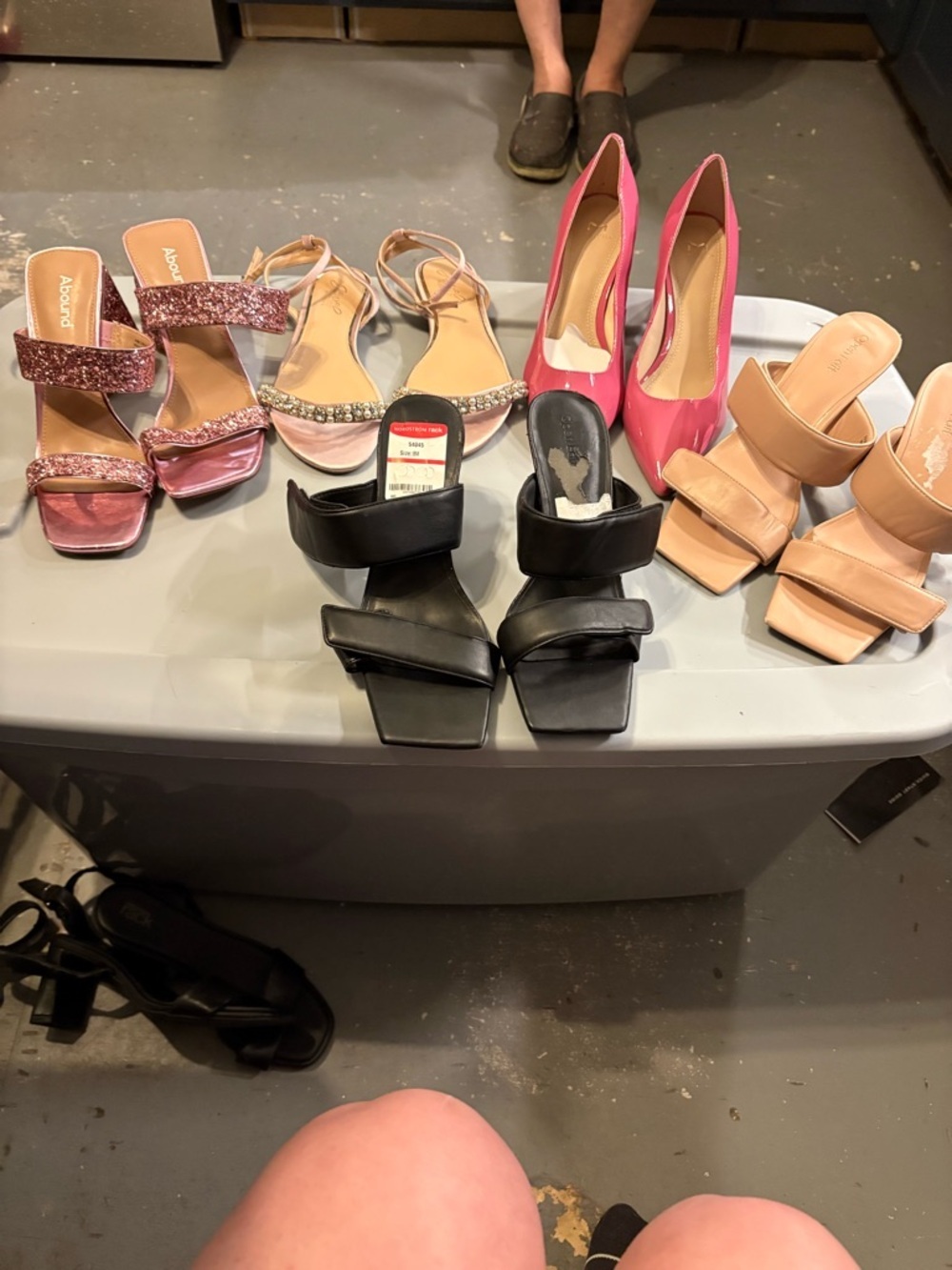 ATtENTION ALL SHOE SIZE 8 WEARERS
